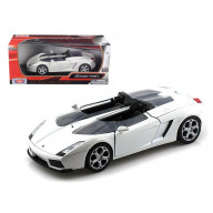 Lamborghini Concept S White 1/24 Diecast Car Model by Motormax