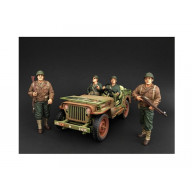 US Army WWII 4 Piece Figure Set For 1:18 Scale Models by American Diorama