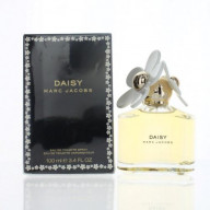 DAISY by MARC JACOBS