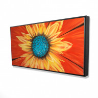 FLOWER MIDDLE - Framed Print on canvas by Begin Edition
